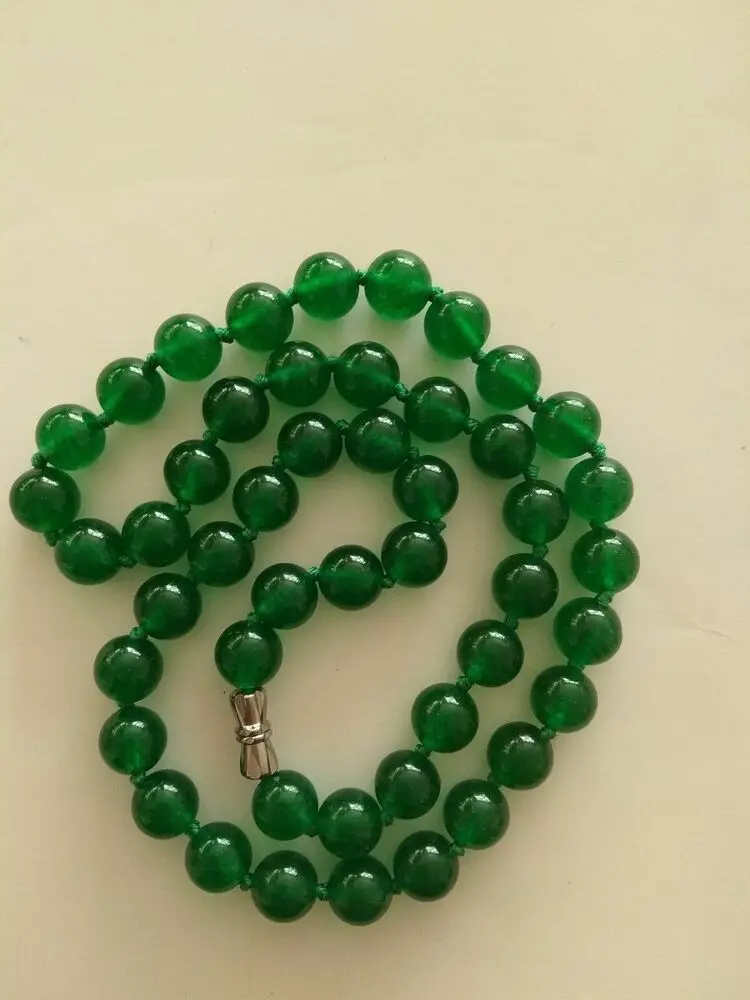 Natural 8mm Green Jade Round Beads Gemstone Necklace 18" 
Natural 8mm Green Jade Round Beads Gemstone Necklace 18"
