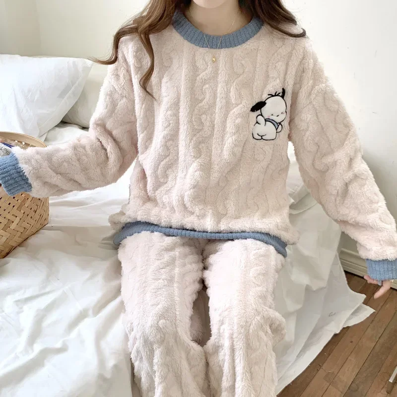 

Аниме Sanrio понравико пижамы Kawaii Kuromi HelloKitty осень и зима утолщенная теплая Милая Домашняя одежда можно носить снаружи