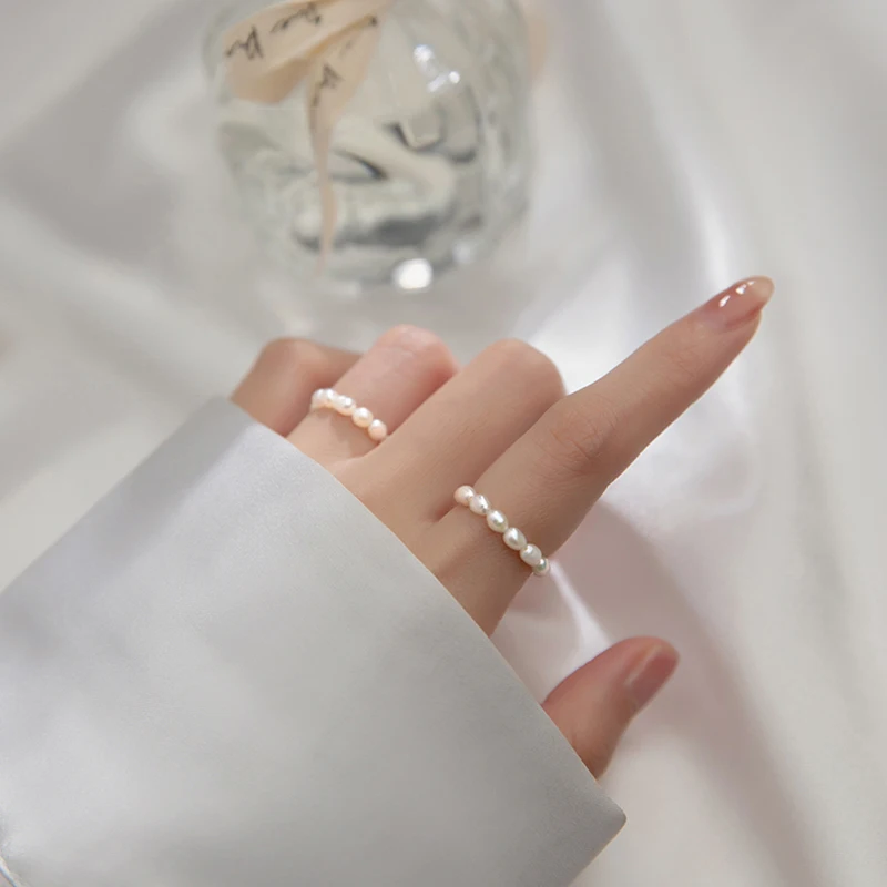 New Trendy Women Real Freshwater Pearl Bead Ring Tiny Rice Pearls Rings Bridesmaid gift Wedding Jewelry
New Trendy Women Real Freshwater Pearl Bead Ring Tiny Rice Pearls Rings Bridesmaid gift Wedding Jewelry