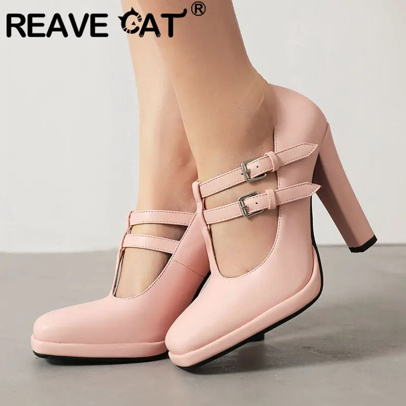 Женские туфли на квадратном каблуке REAVE CAT, брендовые туфли-лодочки с квадратным носком и Т-образным ремешком на толстом каблуке 11,5 см, дамские туфли больших размеров 42 43 с ремешком и пряжкой для повседневного использования
Женские туфли на квадратном каблуке REAVE CAT, брендовые туфли-лодочки с квадратным носком и Т-образным ремешком на толстом каблуке 11,5 см, дамские туфли больших размеров 42 43 с ремешком и пряжкой для повседневного использования