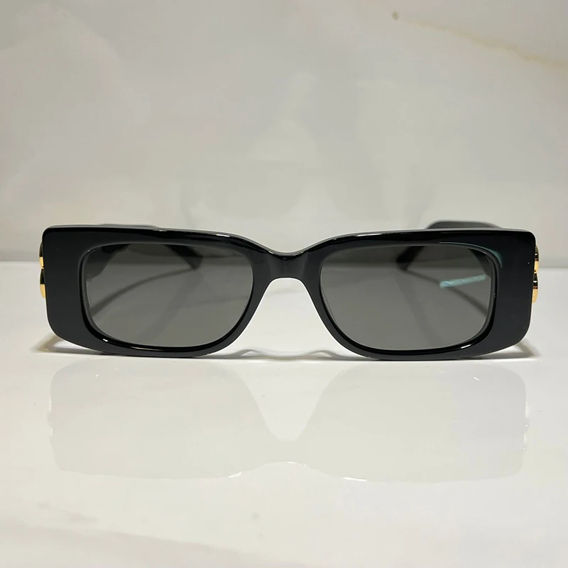 Square Sunglasses For Summer Unisex 0096 Style Anti-Ultraviolet Retro Plate Full Frame Designer Brand Eyeglasses Random Box
Square Sunglasses For Summer Unisex 0096 Style Anti-Ultraviolet Retro Plate Full Frame Designer Brand Eyeglasses Random Box