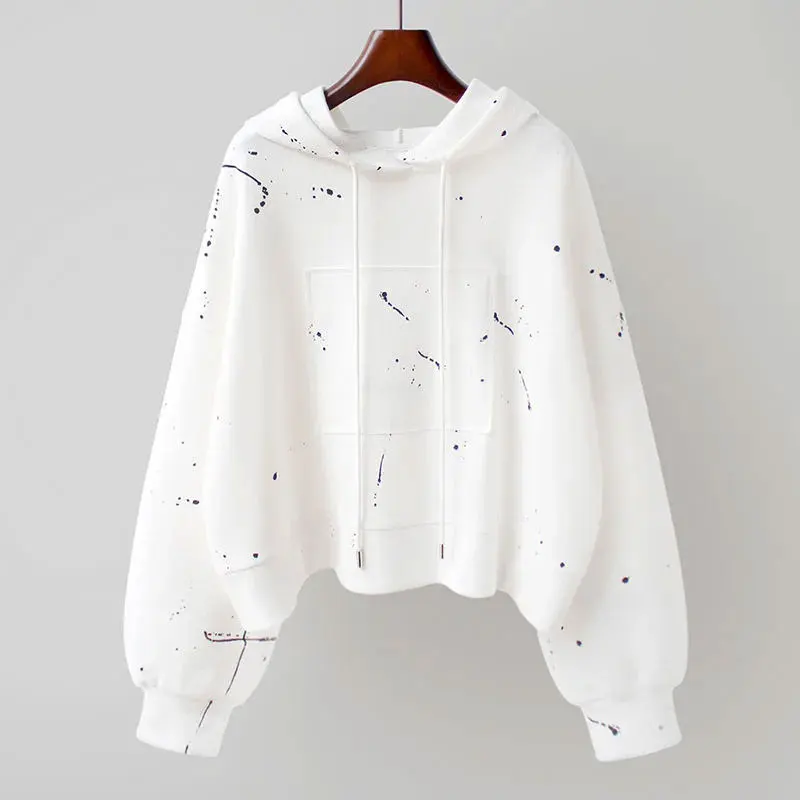 Harajuku hoodie female spring and autumn new Korean version of fashion loose fashion irregular printing short section jacket
Harajuku hoodie female spring and autumn new Korean version of fashion loose fashion irregular printing short section jacket