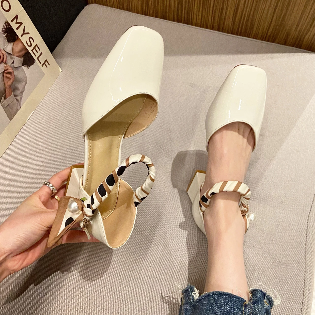 Сандалии женские на квадратном каблуке, с ремешком и пряжкой, на среднем каблуке, квадратный каблук, на весну/лето, 2022
Сандалии женские на квадратном каблуке, с ремешком и пряжкой, на среднем каблуке, квадратный каблук, на весну/лето, 2022