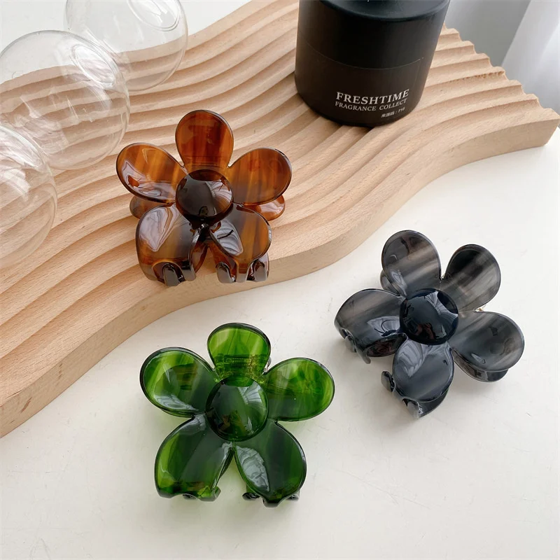 New Sweet Flower Hair Claw Acetate Floral Geometric Large Clamps Grab Shark Clip Ins Korean Women Hair Accessories Headwear
New Sweet Flower Hair Claw Acetate Floral Geometric Large Clamps Grab Shark Clip Ins Korean Women Hair Accessories Headwear