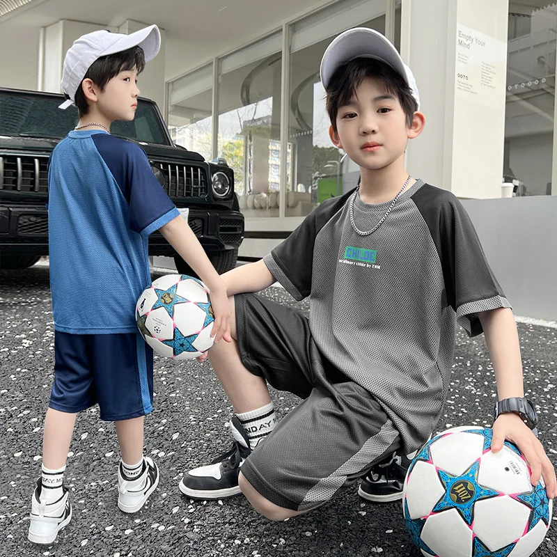 Blue Children's Clothing Set Boys Teenagers Girls' Men Sportswear Uniform Pants Set Summer Children's Football Set
Blue Children's Clothing Set Boys Teenagers Girls' Men Sportswear Uniform Pants Set Summer Children's Football Set
