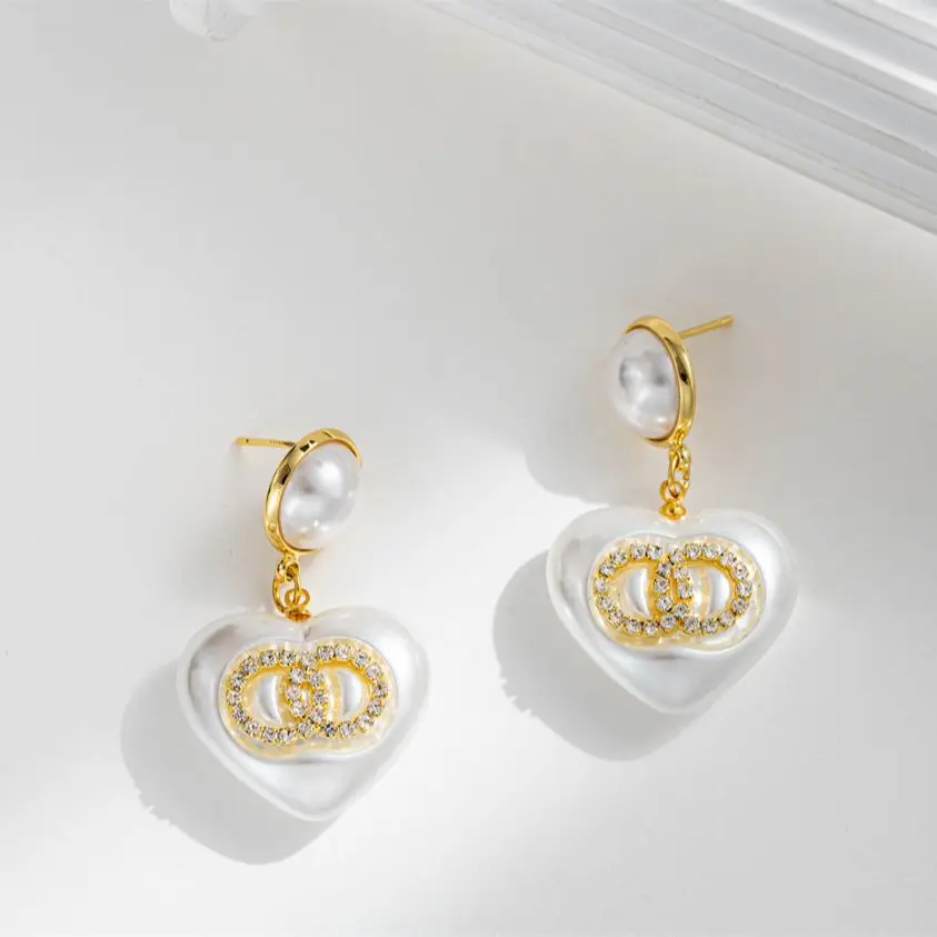 

Изысканные простые серьги из пресноводного жемчуга серьги в форме сердца с белым жемчугом Ювелирные изделия Классические для женщин элегантные подарки