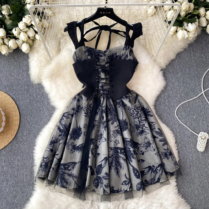 France Retro Women Dress Tank Halter Lace Up Cross Bow Zipper Backless Mesh Patchwork Elegant Evening Party Mini Dress
France Retro Women Dress Tank Halter Lace Up Cross Bow Zipper Backless Mesh Patchwork Elegant Evening Party Mini Dress