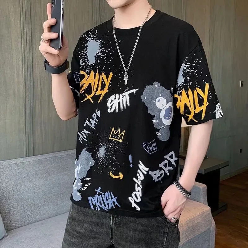 2022 Summer New Short Sleeve T-shirt Men's Trend ins Graffiti Loose Couple Half Sleeve Shirt Base Wholesale
2022 Summer New Short Sleeve T-shirt Men's Trend ins Graffiti Loose Couple Half Sleeve Shirt Base Wholesale