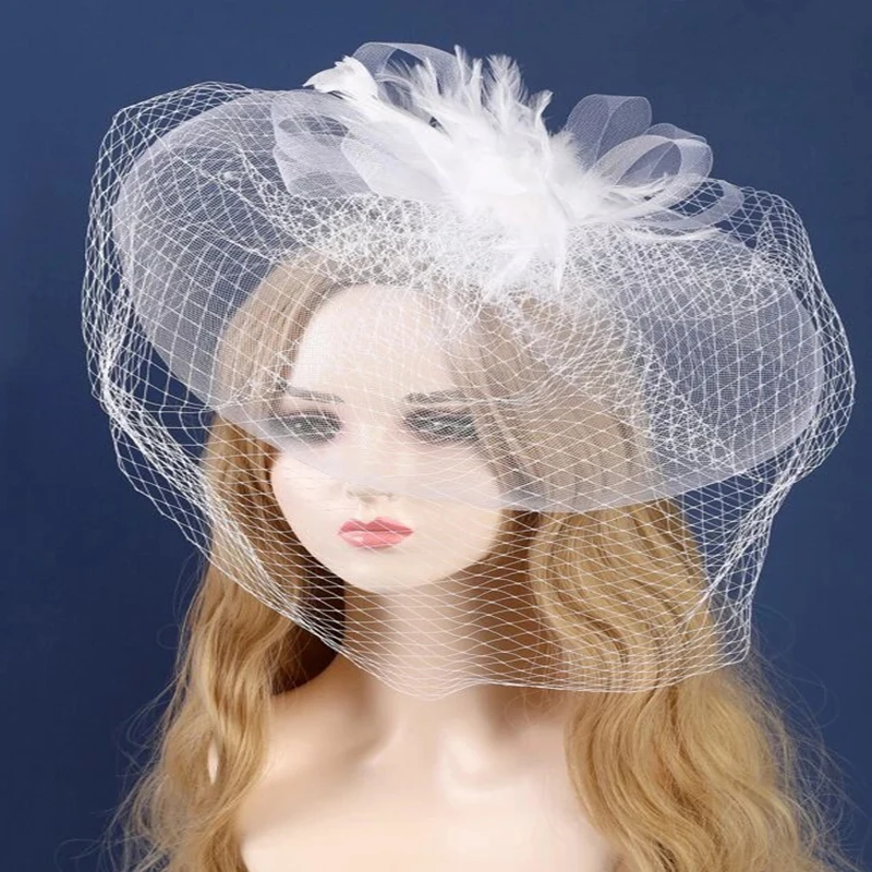 Floral shape formal hat hair clip Feather & Mesh Decor Bridal Veil Dress photo accessories Simple texture Wedding veil bride
Floral shape formal hat hair clip Feather & Mesh Decor Bridal Veil Dress photo accessories Simple texture Wedding veil bride