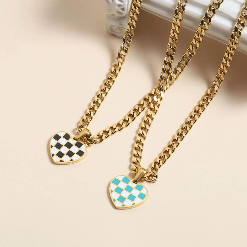 Gold necklace for women Love Heart Pendant Necklace chess Plaid necklace Hot Jewelry For Women and Girls Love Heart Choker Gift
Gold necklace for women Love Heart Pendant Necklace chess Plaid necklace Hot Jewelry For Women and Girls Love Heart Choker Gift