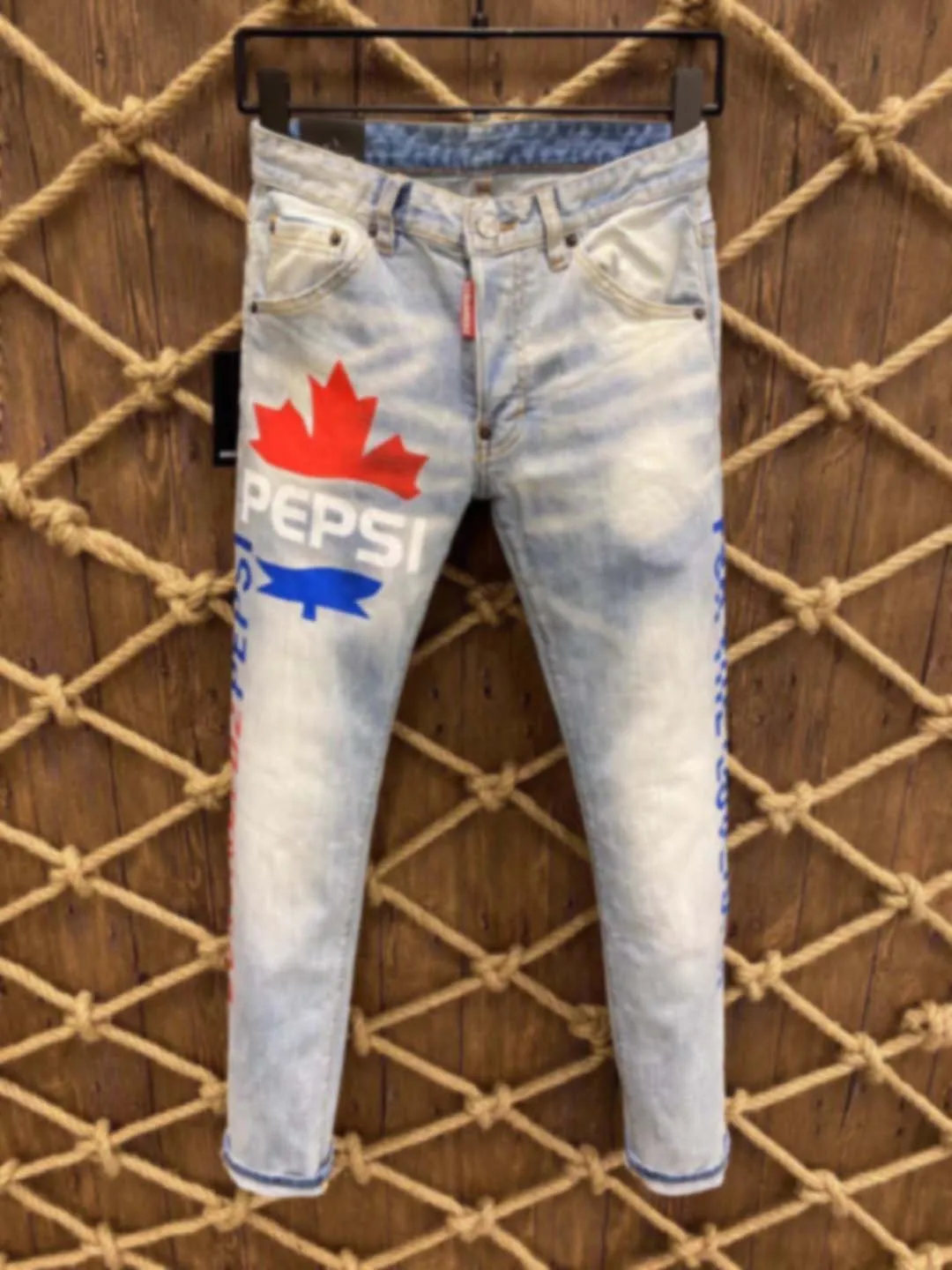 2023 new denim trousers for men D2 jeans slimming feet casual wash black gray micro elastic fashion trend daily
2023 new denim trousers for men D2 jeans slimming feet casual wash black gray micro elastic fashion trend daily