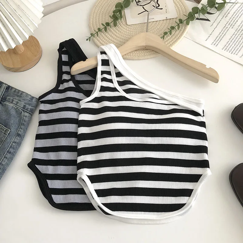 Chic Camisole Sleeveless Sloping Shoulder Summer Crop Top Striped Women Casual Basic Vest Camis Sexy Bra Tank Tops Dropshipping
Chic Camisole Sleeveless Sloping Shoulder Summer Crop Top Striped Women Casual Basic Vest Camis Sexy Bra Tank Tops Dropshipping