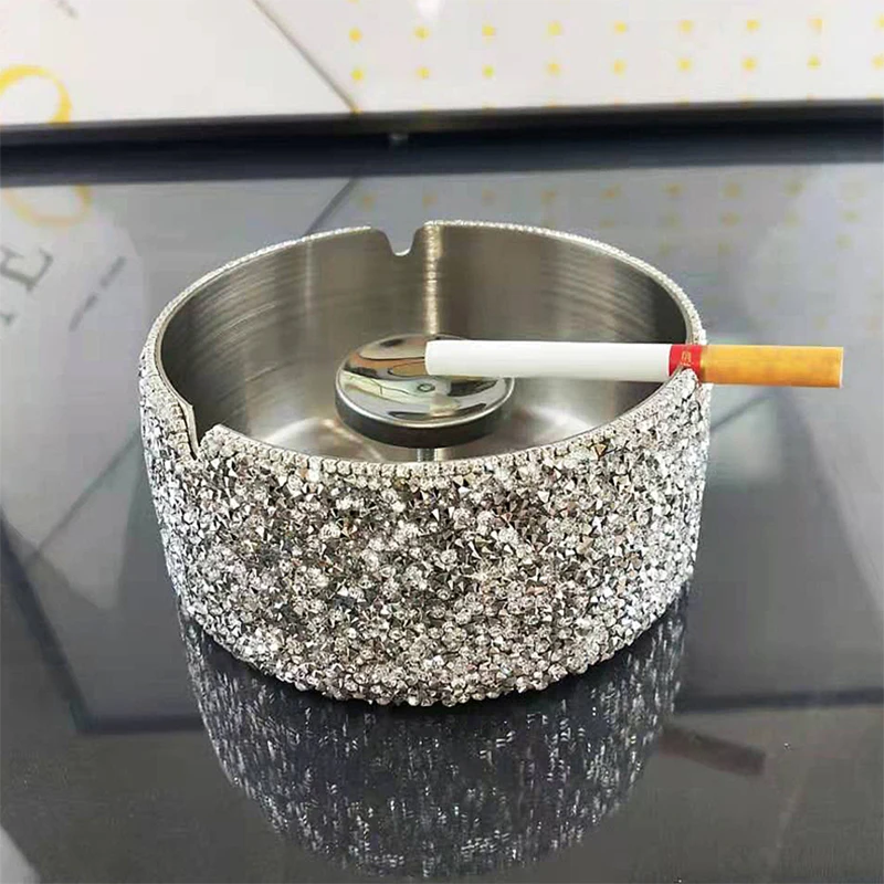 Light Diamond Stainless Steel Ashtray Desk Decoration Cigarette Accessories Smoking Tool Sparkling Crystal Cigars Holder Smoker
Light Diamond Stainless Steel Ashtray Desk Decoration Cigarette Accessories Smoking Tool Sparkling Crystal Cigars Holder Smoker