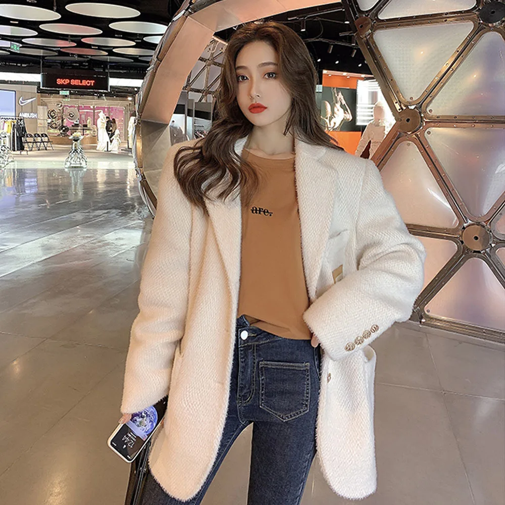 

Texture White Women Solid Plush Blazer High Street Pocket Single-breasted Notch Collar Brown Autumn Spring Loose Suit Jacket