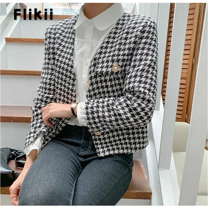 Женская клетчатая куртка, повседневная однобортная короткая куртка с V-образным вырезом, верхняя одежда в Корейском стиле, зима 2023 
Женская клетчатая куртка, повседневная однобортная короткая куртка с V-образным вырезом, верхняя одежда в Корейском стиле, зима 2023