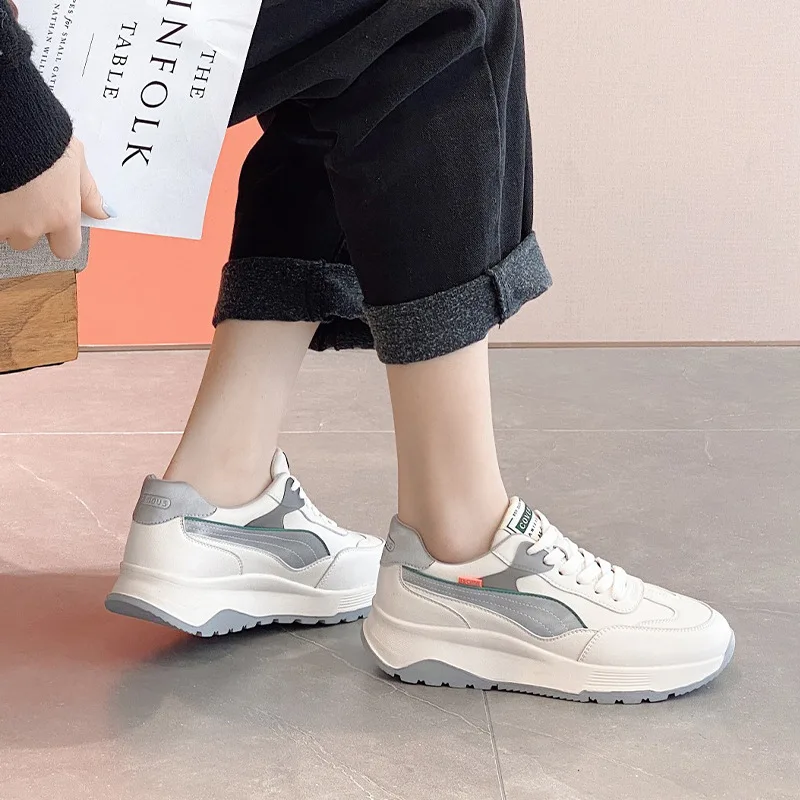 2022 Spring New Leather Sneakers College Style Color Matching Thick Bottom Women's Shoes Student Low-top Shoes Wholesale
2022 Spring New Leather Sneakers College Style Color Matching Thick Bottom Women's Shoes Student Low-top Shoes Wholesale