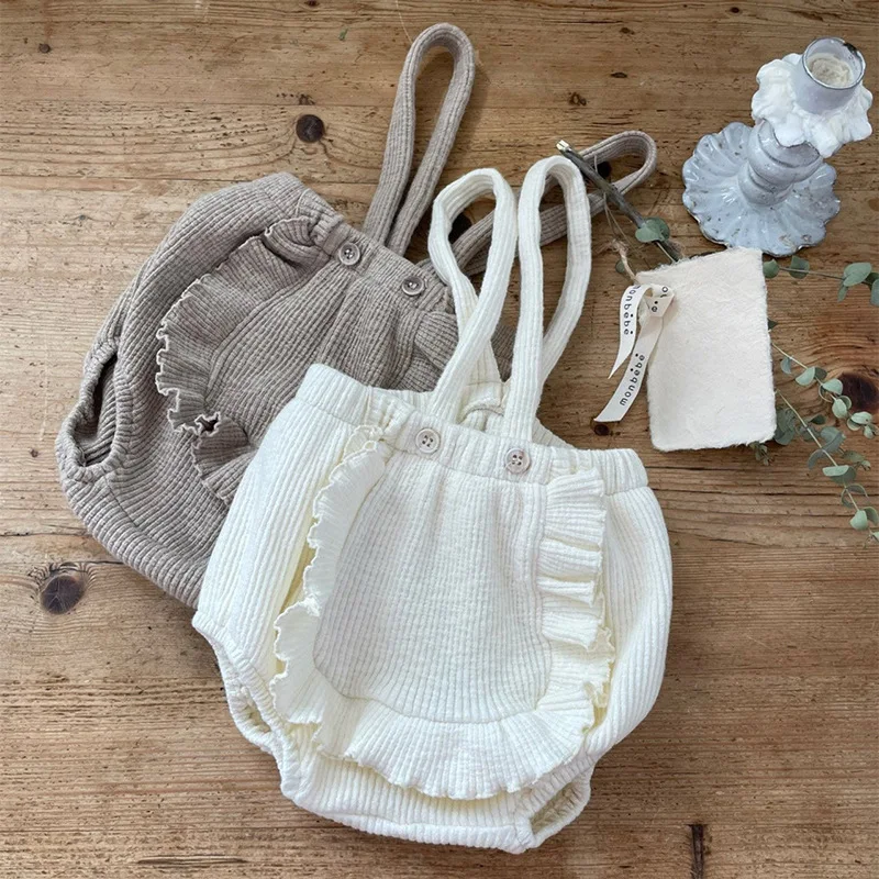 Vintage Baby Girls Ruffle Strap Shorts Bloomers Summer Baby Soft Breathable Ribbed Romper Jumpsuit for Newborn Outfit
Vintage Baby Girls Ruffle Strap Shorts Bloomers Summer Baby Soft Breathable Ribbed Romper Jumpsuit for Newborn Outfit