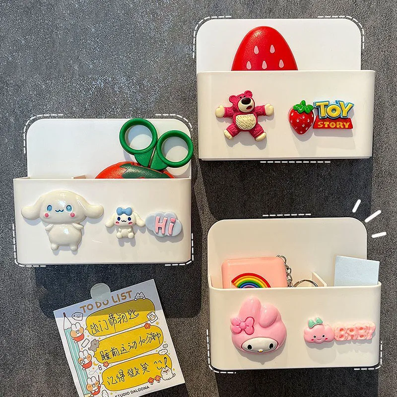 Kawaii Sanrioed Creative Magnetic Absorption Refrigerator Magnet Anime Cinnamoroll Melody Penholder Desktop Storage Box Toy Gift
Kawaii Sanrioed Creative Magnetic Absorption Refrigerator Magnet Anime Cinnamoroll Melody Penholder Desktop Storage Box Toy Gift