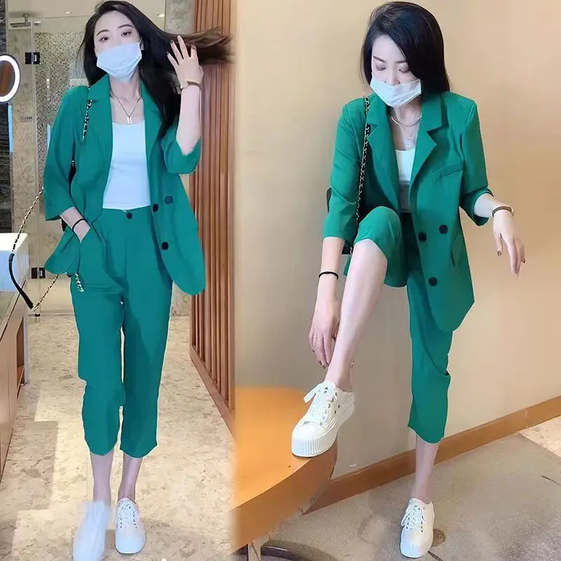Large Size Suit Female 2023 New Korean Version of The Fashionable Temperament Back Split Casual Pants Two
Large Size Suit Female 2023 New Korean Version of The Fashionable Temperament Back Split Casual Pants Two