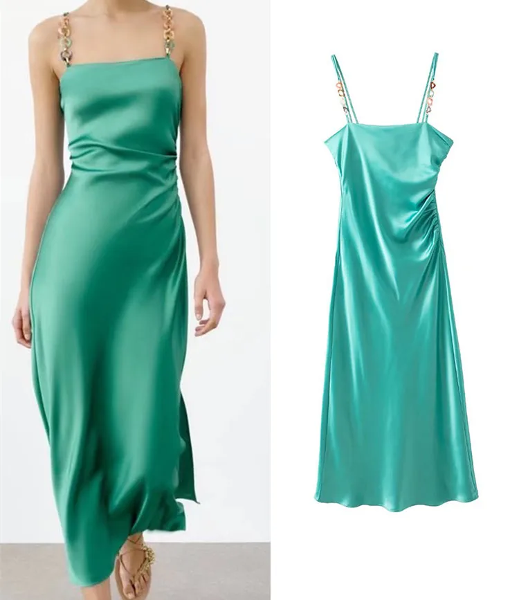 2022 Sexy Summer Women Underwear Camisole Chain A-line Elegant Solid Dress Sleeveless Fashion Female Mid-Calf Outwear платья
2022 Sexy Summer Women Underwear Camisole Chain A-line Elegant Solid Dress Sleeveless Fashion Female Mid-Calf Outwear платья