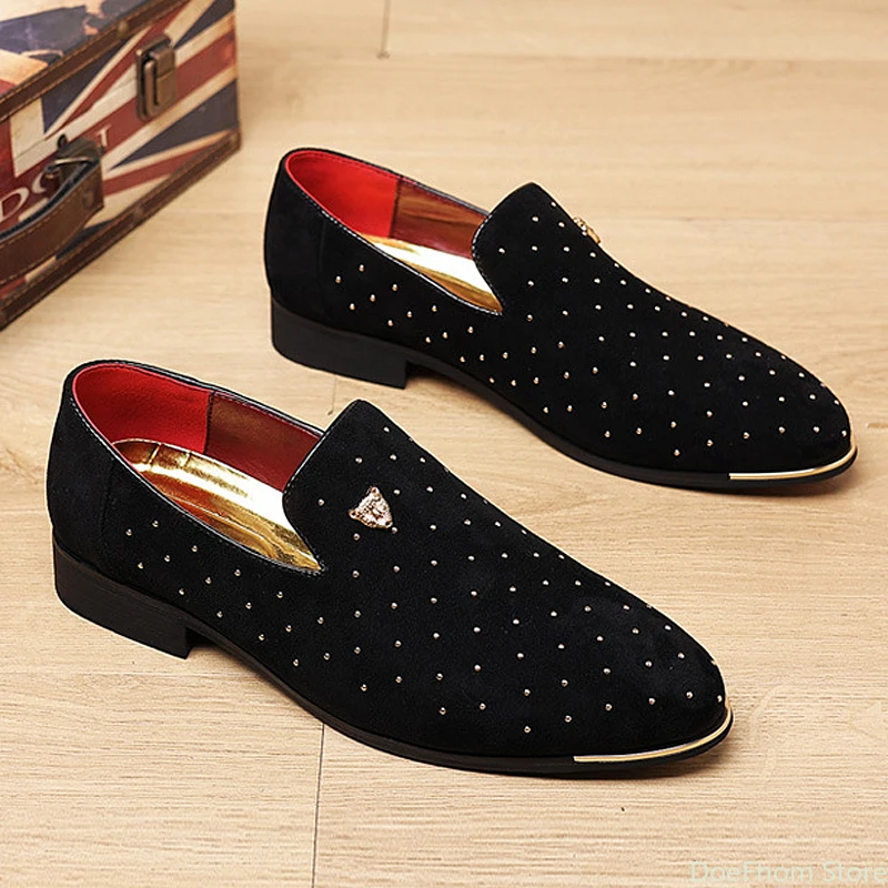 Brand New Men Casual Shoes Male Fashion Small Rivet Pointed Toe Microfiber Cloth Dress Shoes Slip-on Loafers
Brand New Men Casual Shoes Male Fashion Small Rivet Pointed Toe Microfiber Cloth Dress Shoes Slip-on Loafers