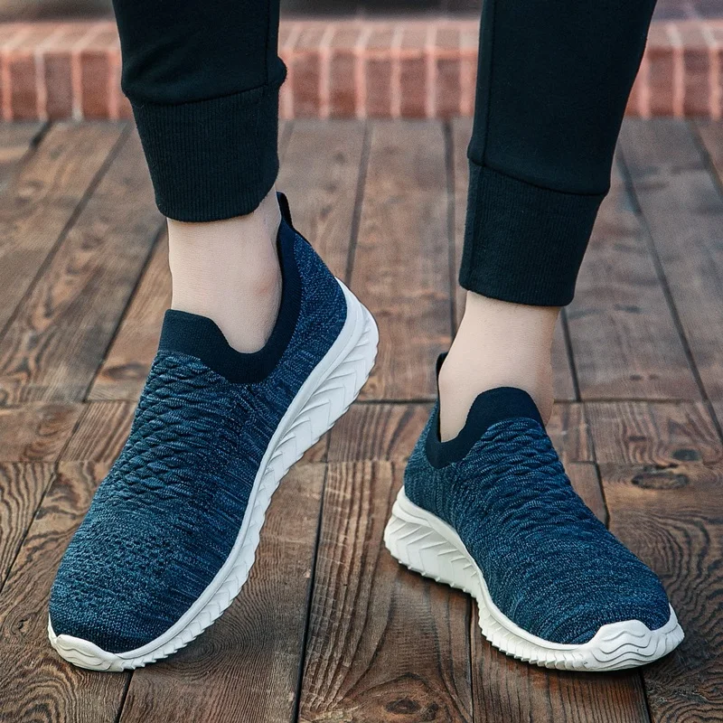 Men Shoes Lightweight Sneakers Men Fashion Casual Walking Shoes Breathable Slip on wear-resistant Mens Loafers Zapatillas Hombre
Men Shoes Lightweight Sneakers Men Fashion Casual Walking Shoes Breathable Slip on wear-resistant Mens Loafers Zapatillas Hombre