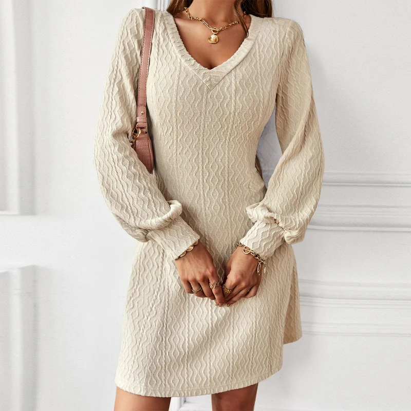 Women Spring Autumn Knitted Dresses Lantern Sleeve V-Neck Bodycon Soild Slim Package Hip Mini Dress Female Clothing Streetwear
Women Spring Autumn Knitted Dresses Lantern Sleeve V-Neck Bodycon Soild Slim Package Hip Mini Dress Female Clothing Streetwear
