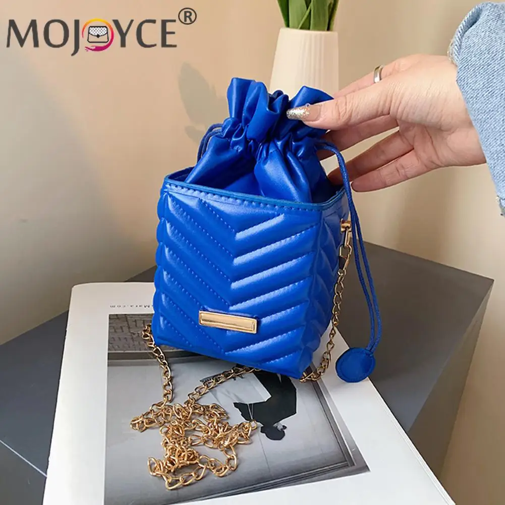 2022 New Fashion PU Leather Thin Metal Chain Small Shoulder Crossbody Bucket Bag Portable Solid Color Sewing Thread Handbags
2022 New Fashion PU Leather Thin Metal Chain Small Shoulder Crossbody Bucket Bag Portable Solid Color Sewing Thread Handbags