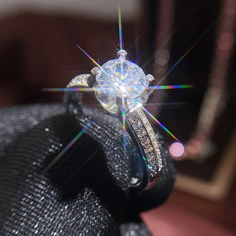 Classic Luxury Wedding Rings for Women High Quality Micro Paved Round Cubic Zirconia Carefully Orchestrated Bridal Jewelry Hot 
Classic Luxury Wedding Rings for Women High Quality Micro Paved Round Cubic Zirconia Carefully Orchestrated Bridal Jewelry Hot