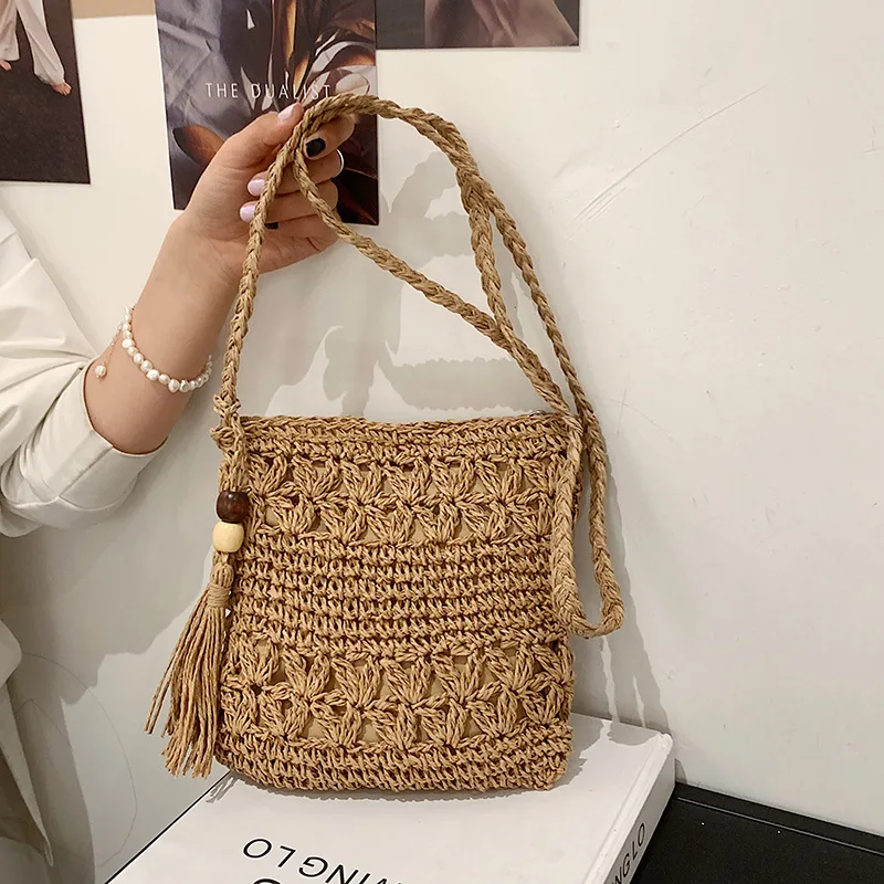 National Style Tassel Straw Woven Bags New Simple Women Small Bag Vintage Shoulder Bag Women Messenger Bag
National Style Tassel Straw Woven Bags New Simple Women Small Bag Vintage Shoulder Bag Women Messenger Bag