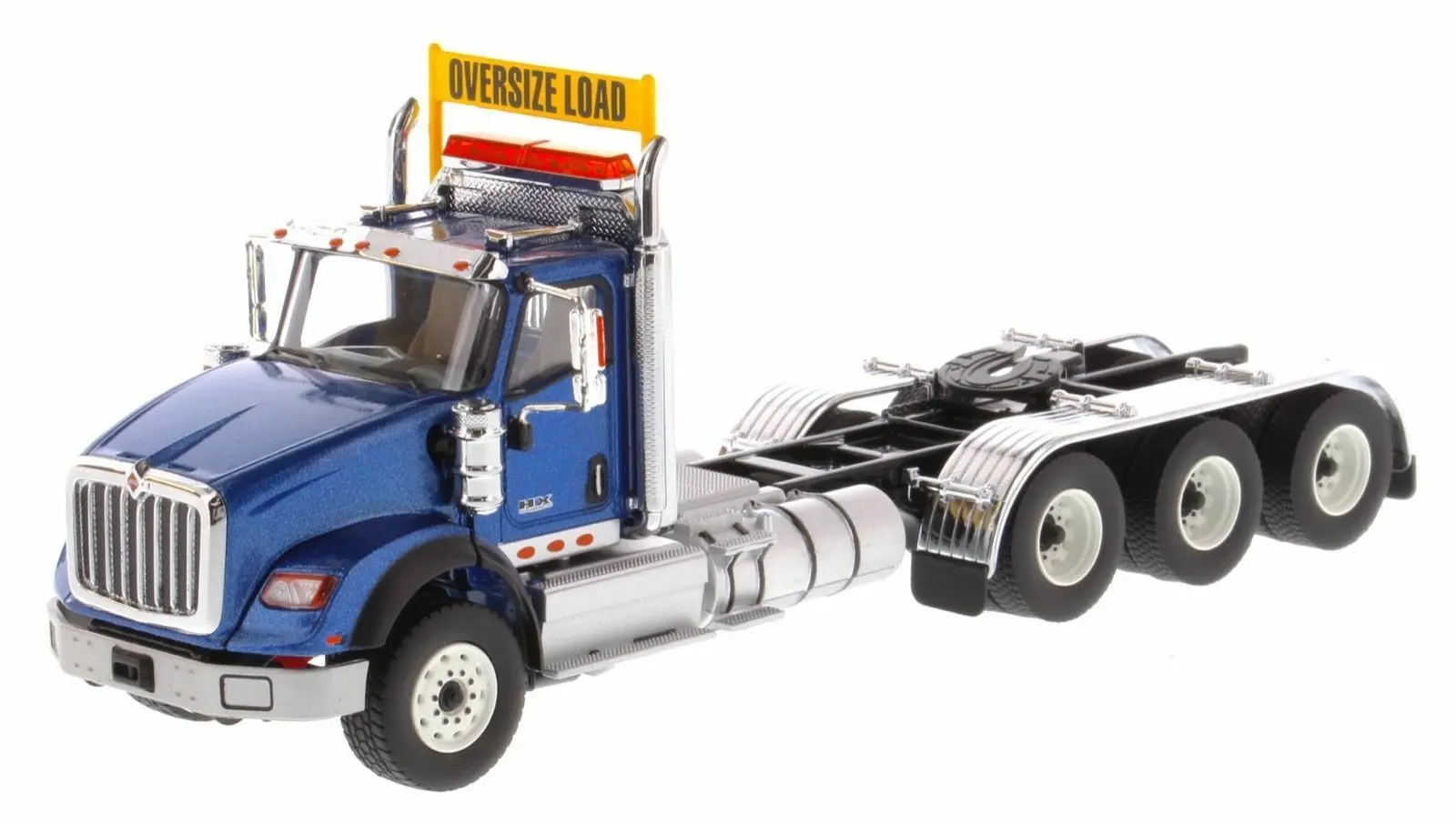Международный трактор HX620 с тридемом для кабины, синий, 1:50 от бренд DIECAST MASTERS 71010
Международный трактор HX620 с тридемом для кабины, синий, 1:50 от бренд DIECAST MASTERS 71010