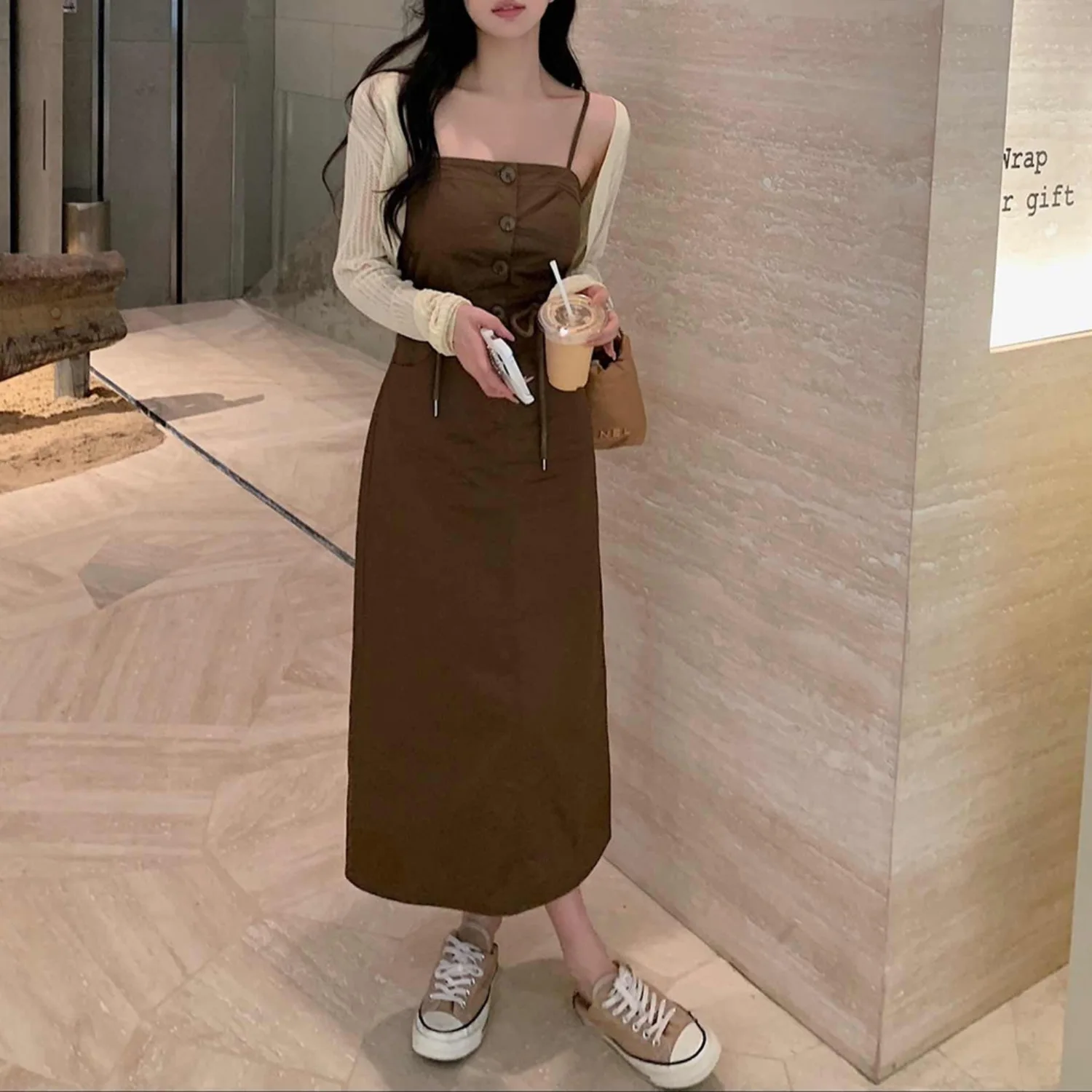 Spring and Autumn Season New Solid Color Long Skirt Design Sense Button Drawstring A-line Skirt Slim Wrapped Chest Strap Dress 
Spring and Autumn Season New Solid Color Long Skirt Design Sense Button Drawstring A-line Skirt Slim Wrapped Chest Strap Dress
