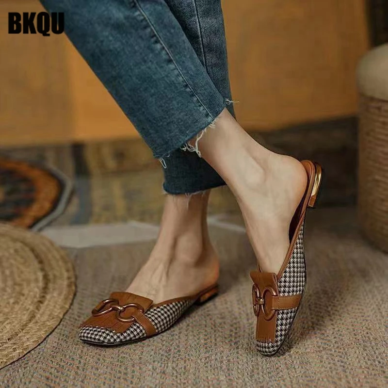 Square Toe Women Plaid Metal Decoration Mule 2022 Summer New Ladies Fashion Mix Color Slippers Flat Female Outside Elegant Shoes
Square Toe Women Plaid Metal Decoration Mule 2022 Summer New Ladies Fashion Mix Color Slippers Flat Female Outside Elegant Shoes