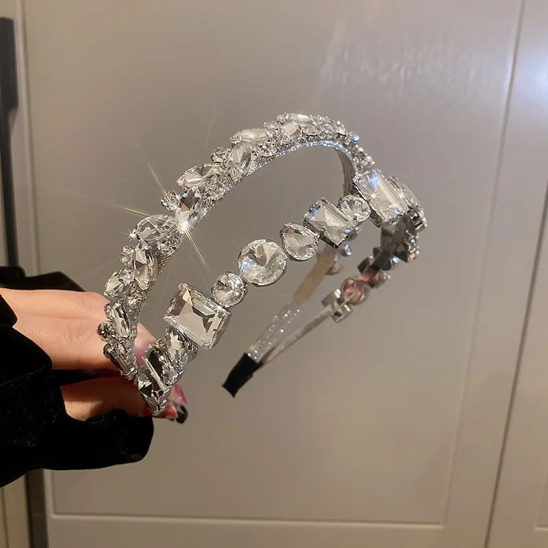 Circle Square Diamond Headband Tiara Luxury Headdress Super Shiny Hair Hoop Fashion Personalised Hair Ornament Women Hairband
Circle Square Diamond Headband Tiara Luxury Headdress Super Shiny Hair Hoop Fashion Personalised Hair Ornament Women Hairband