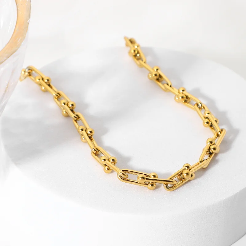 Minar Unique Non Tarnish Hollow U Shape Chains Necklaces for Women Man Unisex Handmade 18K Gold Plated Stainless Steel Necklace
Minar Unique Non Tarnish Hollow U Shape Chains Necklaces for Women Man Unisex Handmade 18K Gold Plated Stainless Steel Necklace