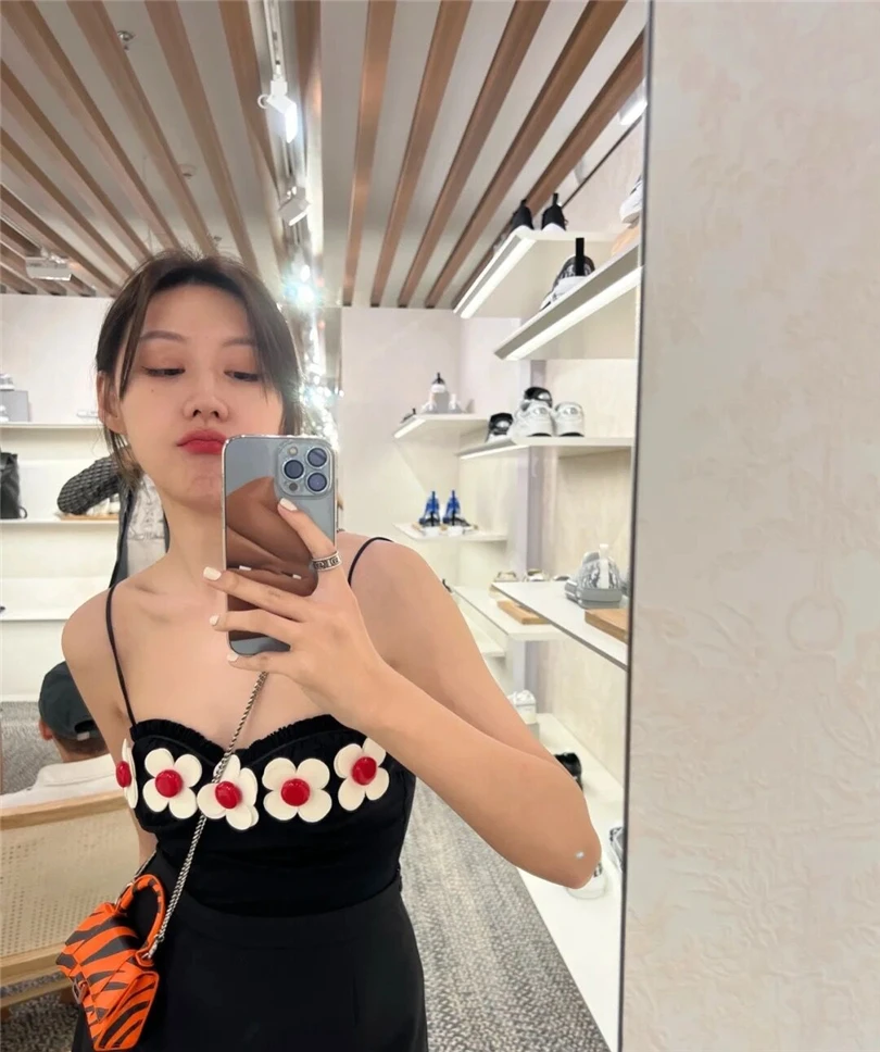 2022 New Women's One-Piece Corset Vintage 3D Decoration Bodycon Bodysuits For Women Rompers Female Summer Fashion New Clothing
2022 New Women's One-Piece Corset Vintage 3D Decoration Bodycon Bodysuits For Women Rompers Female Summer Fashion New Clothing