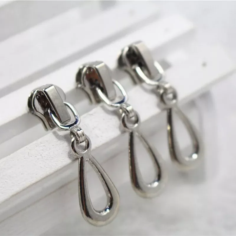 10PCS 3# 5# Zipper Sliders Metal Zipper Pulls Zipper Head For Bags Clothes Sewing Tools Accessories Supplies
10PCS 3# 5# Zipper Sliders Metal Zipper Pulls Zipper Head For Bags Clothes Sewing Tools Accessories Supplies