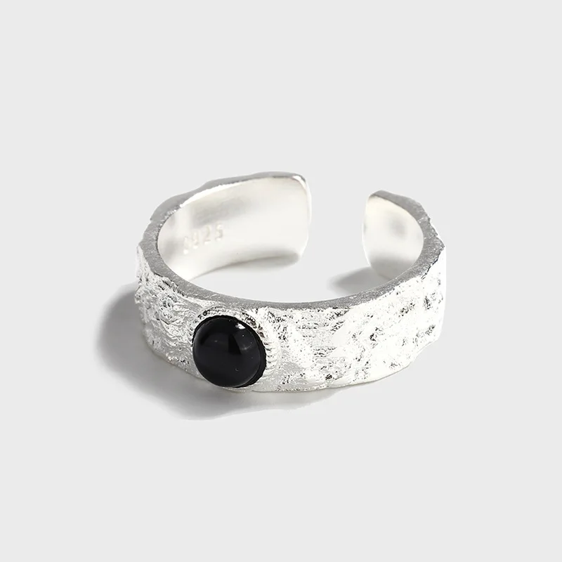 Sterling Silver S925 Korean Ring Ins Cool Style Niche Design Irregular Tin Foil Pattern Black Agate Ring Woman Rings for Women
Sterling Silver S925 Korean Ring Ins Cool Style Niche Design Irregular Tin Foil Pattern Black Agate Ring Woman Rings for Women