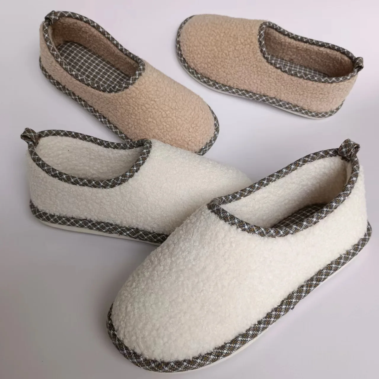 New Slip-on Breathable Teddy Velvet Shoes Indoor Outdoor Couples Fleece Shoe Women Men Non-slip Flats Lovers Casual Work Loafers
New Slip-on Breathable Teddy Velvet Shoes Indoor Outdoor Couples Fleece Shoe Women Men Non-slip Flats Lovers Casual Work Loafers