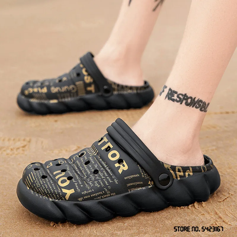 New Gold Text Print Sandals Hole Slippers Men Summer Fashion Air Breathable Beach Flat Garden Shoes Zapatos Hombre
New Gold Text Print Sandals Hole Slippers Men Summer Fashion Air Breathable Beach Flat Garden Shoes Zapatos Hombre