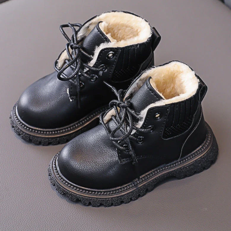 New Children's Cotton Shoes in Autumn and Winter Men's and Women's Leather Shoes with Soft Soles and Cotton Martin Boots
New Children's Cotton Shoes in Autumn and Winter Men's and Women's Leather Shoes with Soft Soles and Cotton Martin Boots