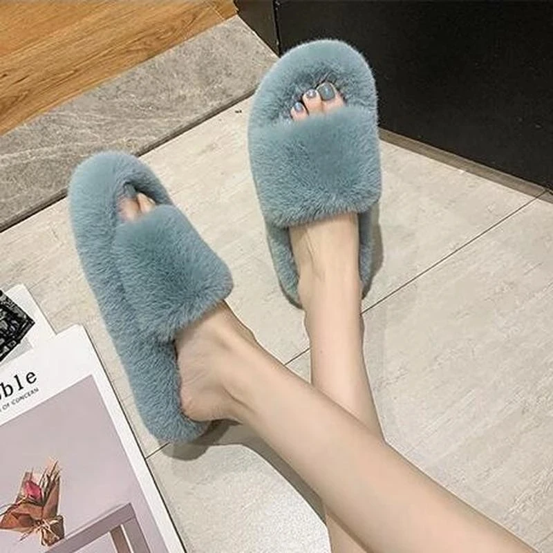 Winter Women Plush Slippers Fashion Outer Wear Flat-bottomed Plush Women's Shoes Thick Flats Heel Non Slip Indoor House Slippers
Winter Women Plush Slippers Fashion Outer Wear Flat-bottomed Plush Women's Shoes Thick Flats Heel Non Slip Indoor House Slippers
