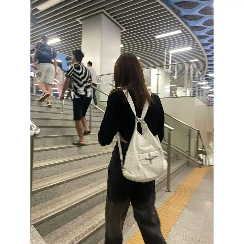 Y2K Vintage Korean Simple Star Zipper White Handbag New All Match Streetwear Trendy Y2K Crossbody Bag Students Shoulder Bag
Y2K Vintage Korean Simple Star Zipper White Handbag New All Match Streetwear Trendy Y2K Crossbody Bag Students Shoulder Bag