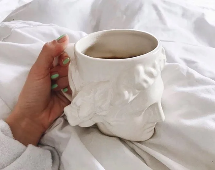 Personality statue Mug creative ceramic cup drinking cup large capacity coffee cup breakfast milk cup
Personality statue Mug creative ceramic cup drinking cup large capacity coffee cup breakfast milk cup