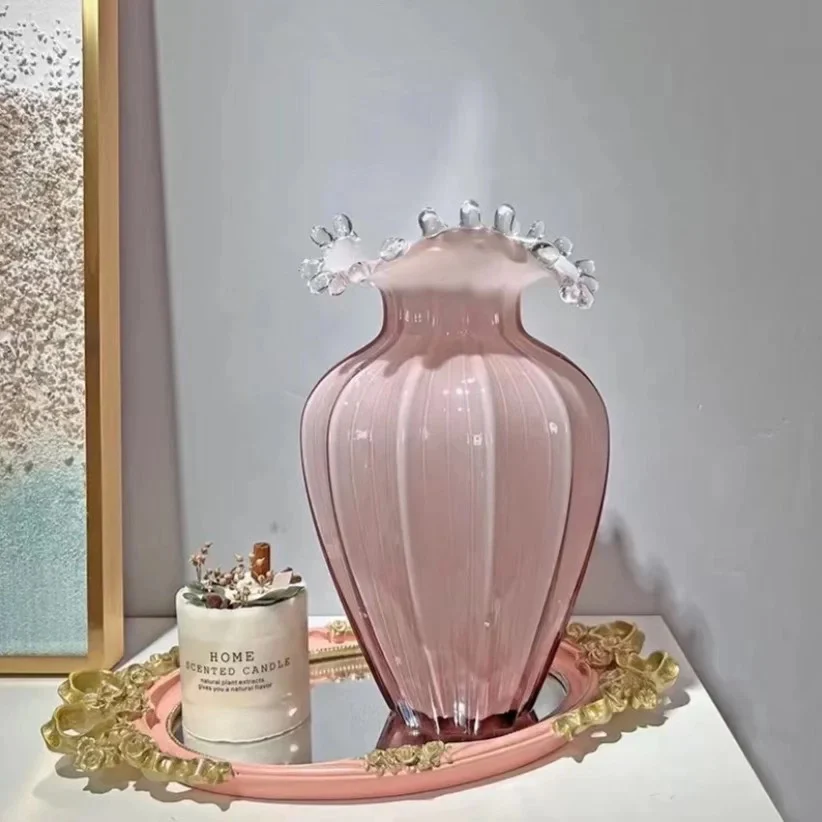 Pure handmade glass vase flower arrangement, indoor tabletop decoration and ornaments
Pure handmade glass vase flower arrangement, indoor tabletop decoration and ornaments