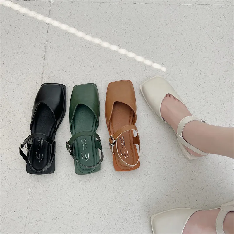 Roman Sandals 2022 Summer Female Shoe Soft Clear Heels Square Toe Buckle Strap Gladiator Girls Low Closed Fashion Flat Comfort B 
Roman Sandals 2022 Summer Female Shoe Soft Clear Heels Square Toe Buckle Strap Gladiator Girls Low Closed Fashion Flat Comfort B
