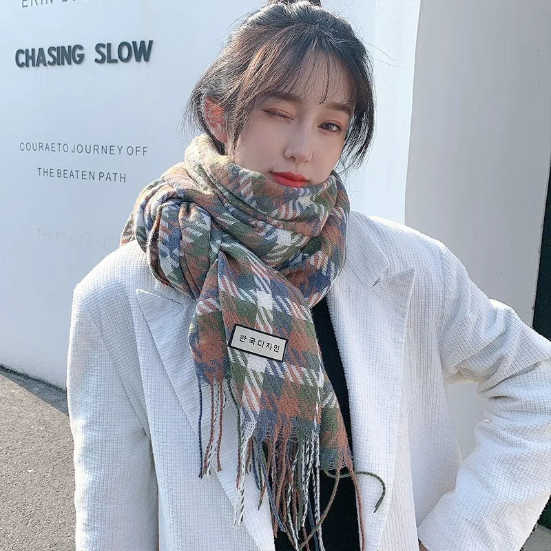 2022 new checkered scarf for women Japanese and South Korea sweet tassel cashmere scarf cape winter scarf to keep warm
2022 new checkered scarf for women Japanese and South Korea sweet tassel cashmere scarf cape winter scarf to keep warm