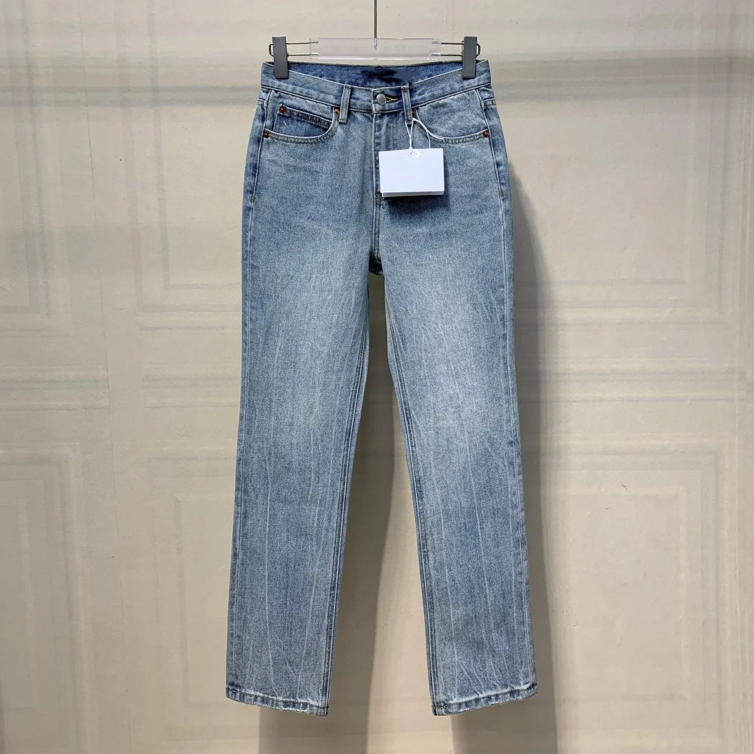 2024 AW fall new light plate cigarette pants female elastic Slim design washed small foot casual pants tide
2024 AW fall new light plate cigarette pants female elastic Slim design washed small foot casual pants tide