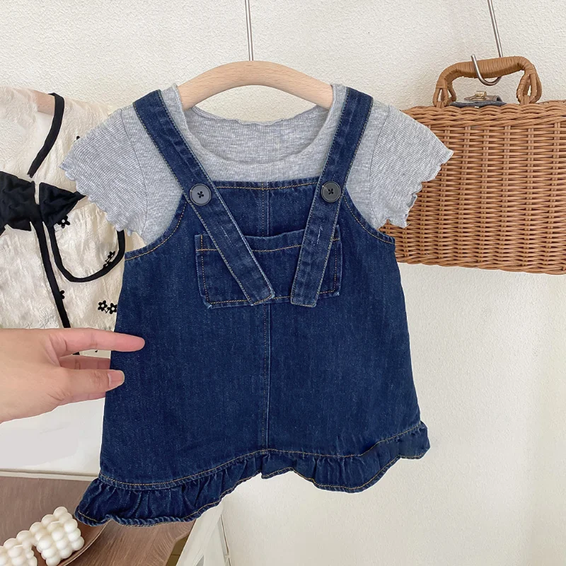 2023 2Pcs Baby Kids Children Clothes Suit Casual Loose Cotton Short Sleeve Tees Summer Girls' Denim Suspender Dress Sets
2023 2Pcs Baby Kids Children Clothes Suit Casual Loose Cotton Short Sleeve Tees Summer Girls' Denim Suspender Dress Sets