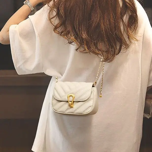 Fashion Women's Bags Small Fragrance Lingerie Chain Bag 2023 New Tide Premium Texture Niche Design Bags Women's Bags Shoulder Cr
Fashion Women's Bags Small Fragrance Lingerie Chain Bag 2023 New Tide Premium Texture Niche Design Bags Women's Bags Shoulder Cr